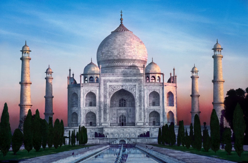 A photograph of Taj Mahal at dawn, Agra, India